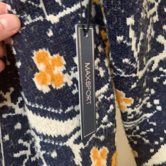 138. Bcbg Max Sport Sweater Coat Navy Yellow Floral INSIDE LABEL MISSING - Picture 2 of 5